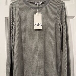 ZARA Gray Ribbed Long Sleeve Top